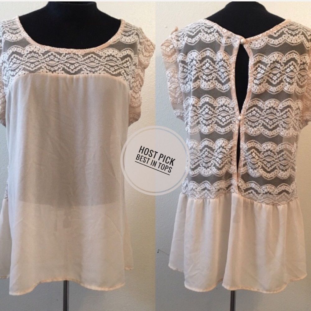 ToTo Collection Lace Blouse Lg
